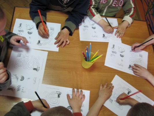 Grafika #7: 21.04.2010 - Zajęcia otwarte w grupie Średniaków