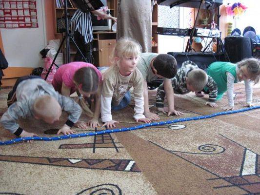 Grafika #5: Audycja muzyczna "Na bursztynowym szlaku"