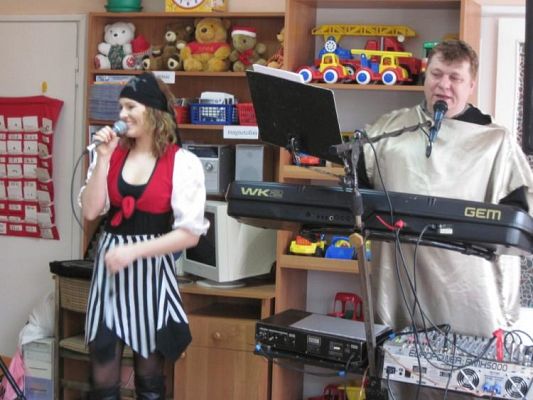 Grafika #9: Audycja muzyczna "Na bursztynowym szlaku"