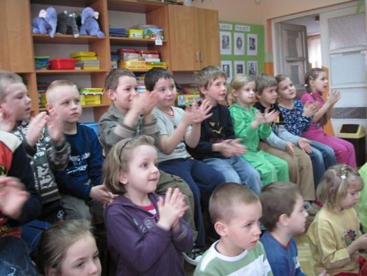 Grafika #12: Audycja muzyczna "Na bursztynowym szlaku"