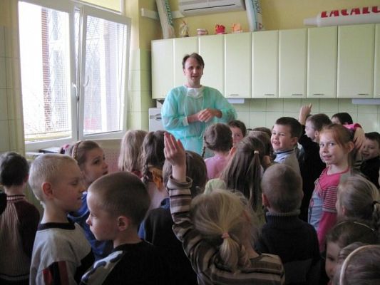 Grafika #2: 14.04.2010 - Z wizytą w Ośrodku Zdrowia