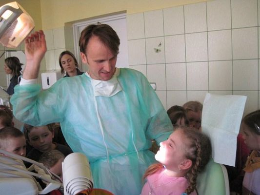 Grafika #6: 14.04.2010 - Z wizytą w Ośrodku Zdrowia