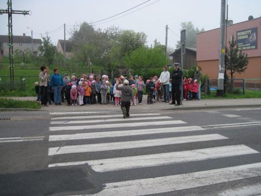 Grafika #1: 20,05,2010 - Spotkanie z policjantem