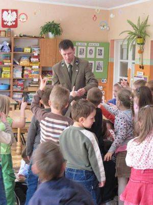 Grafika #12: 11.05.2010 - Laureaci Gminnego Konkursu Plastycznego pt."Cztery pory roku"