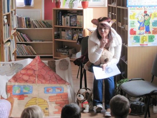 Grafika #8: 14.06.2010 - Spotkanie w Bibliotece Gminnej w ramach akcji "Cała Polska czyta dzieciom"