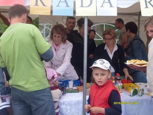 Grafika #1: 12.06.2010 - Rada Rodziców na Festynie Gminnym "Niezapominajka"