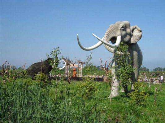 Grafika #15: 11.06.2010 - Wycieczka do Parku Jurajskiego w Łebie