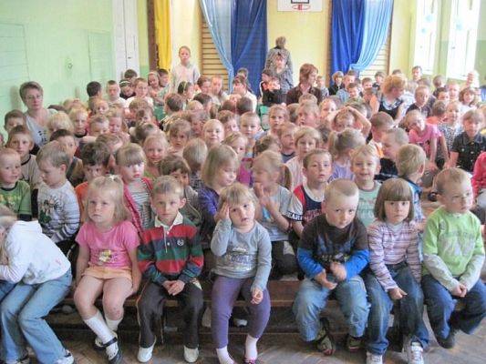 Grafika #6: 09.06.2010 - Dzień Przedszkolaka w Szkole Podstawowej w Wicku