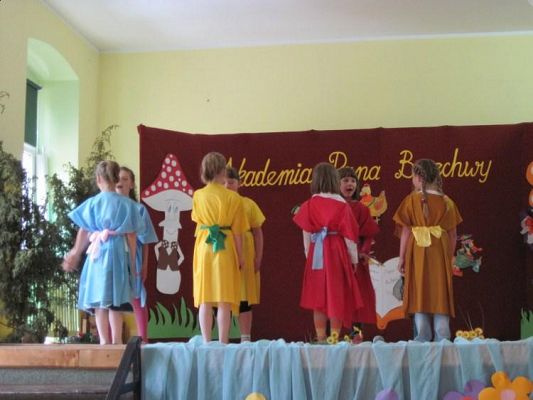 Grafika #10: 09.06.2010 - Dzień Przedszkolaka w Szkole Podstawowej w Wicku