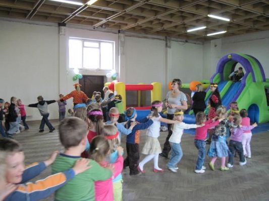 Grafika #2: 01.06.2010 - Dzień Dziecka