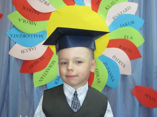 Grafika #11: 23.06.2010 - Absolwenci Przedszkola Gminnego w Charbrowie rok 2009/2010