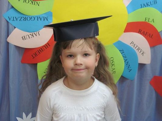 Grafika #14: 23.06.2010 - Absolwenci Przedszkola Gminnego w Charbrowie rok 2009/2010