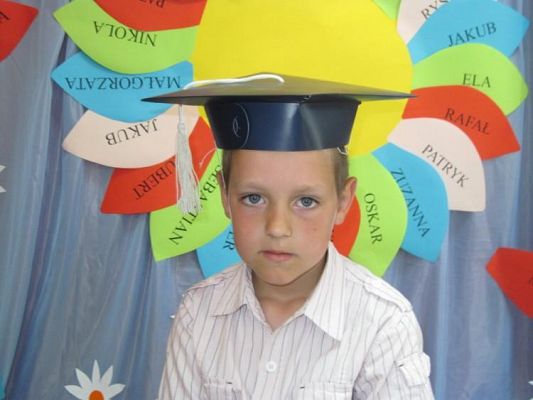 Grafika #18: 23.06.2010 - Absolwenci Przedszkola Gminnego w Charbrowie rok 2009/2010