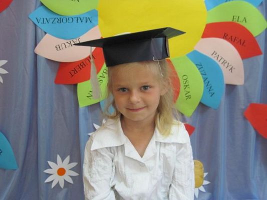 Grafika #28: 23.06.2010 - Absolwenci Przedszkola Gminnego w Charbrowie rok 2009/2010