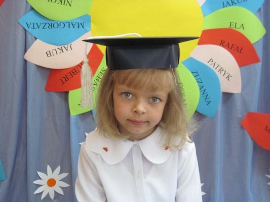 Grafika #30: 23.06.2010 - Absolwenci Przedszkola Gminnego w Charbrowie rok 2009/2010