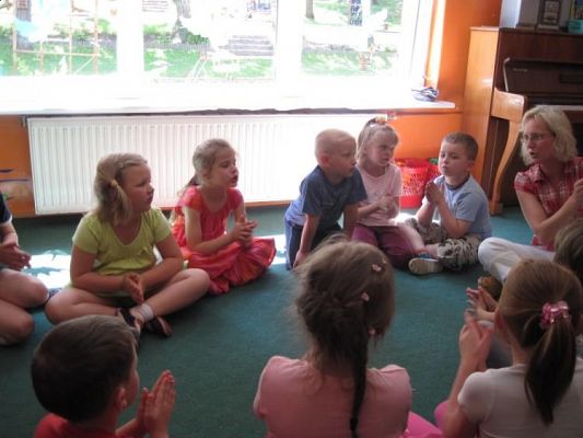 Grafika #0: 18.06.2010 - Uroczyste zakończenie zajęć dodatkowych z rytmiki i j.angielskiego