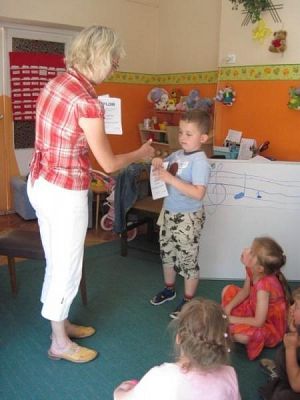 Grafika #4: 18.06.2010 - Uroczyste zakończenie zajęć dodatkowych z rytmiki i j.angielskiego