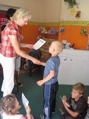 Grafika #16: 18.06.2010 - Uroczyste zakończenie zajęć dodatkowych z rytmiki i j.angielskiego