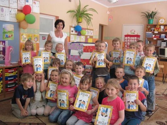 Grafika #24: 18.06.2010 - Uroczyste zakończenie zajęć dodatkowych z rytmiki i j.angielskiego