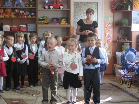 Grafika #8: 14 października - Dzień Edukacji Narodowej