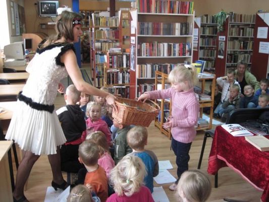 Grafika #23: 08.10.2010 - Dzień Otwarty Gminnego Ośrodka Kultury i Sportu w Wicku