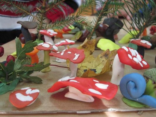 Grafika #3: 23.09.2010 - Zajęcia plastyczne w grupie "Starszaków"