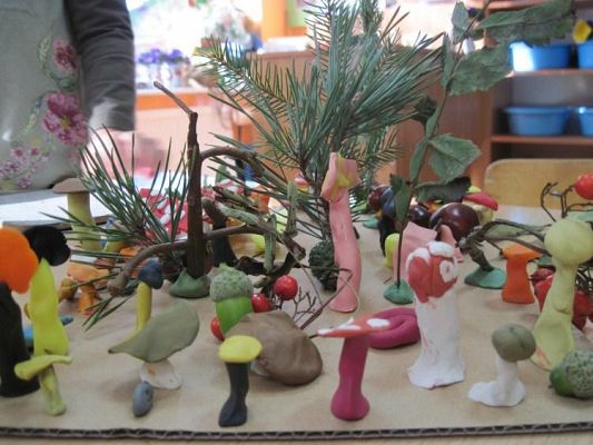 Grafika #6: 23.09.2010 - Zajęcia plastyczne w grupie "Starszaków"