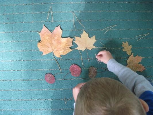 Grafika #2: 22.09.2010 - Jesienne zabawy w grupie "Średniaków"