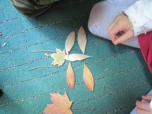 Grafika #9: 22.09.2010 - Jesienne zabawy w grupie "Średniaków"