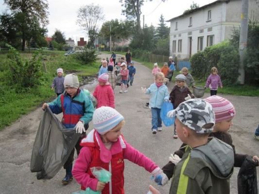 Grafika #14: 17.09.2010 - Bierzemy udział w Ogólnopolskiej Akcji "Sprzątania Świata"