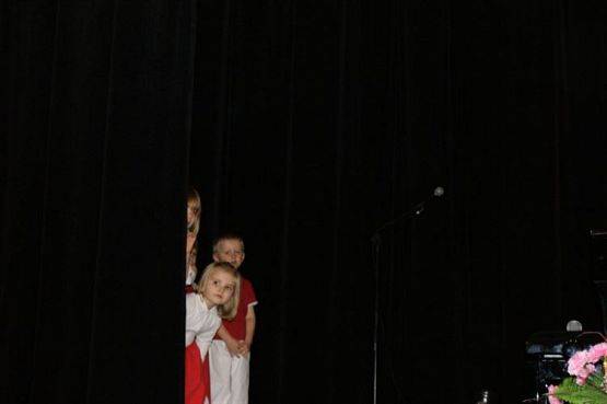 Grafika #41: 13.11.2010 - Występy dzieci z okazji Dnia Seniora