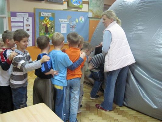 Grafika #1: 08.11.2010 - Pokaz astronomiczny w Przenośnym Planetarium