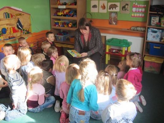 Grafika #0: 27.10.2010 - Kot w butach w gr. II - "Cała Polska czyta dzieciom"