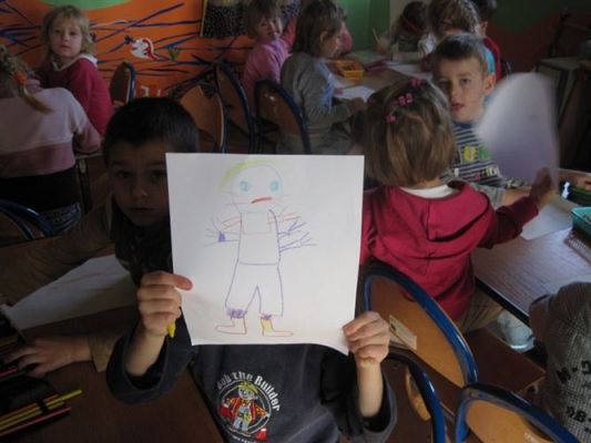 Grafika #6: 27.10.2010 - Kot w butach w gr. II - "Cała Polska czyta dzieciom"