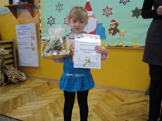 Grafika #4: 10.12.2010 - Rodzinny konkurs plastyczny "Kartka na gwiazdkę"