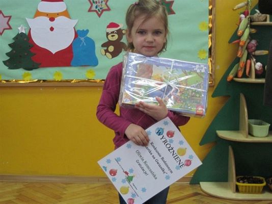 Grafika #5: 10.12.2010 - Rodzinny konkurs plastyczny "Kartka na gwiazdkę"