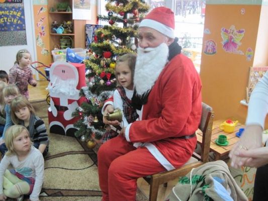 Grafika #31: 06.12.2010 - Wizyta Świętego Mikołaja w naszym przedszkolu
