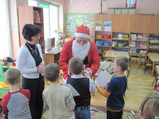 Grafika #80: 06.12.2010 - Wizyta Świętego Mikołaja w naszym przedszkolu