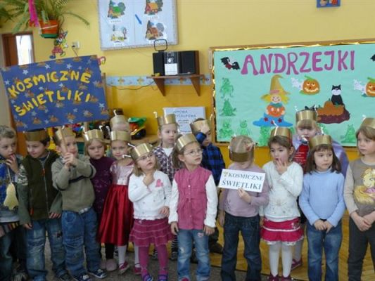 Grafika #12: 30.11.2010 - Uroczyste nadanie nazw grupom