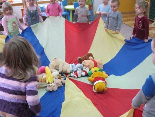 Grafika #7: 25.11.2010 - Dzień Pluszowego Misia w naszym Przedszkolu