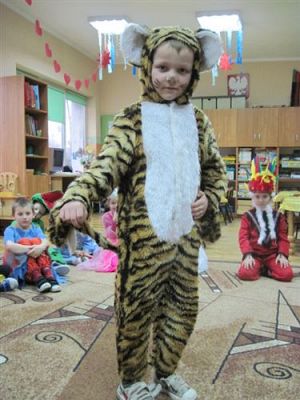 Grafika #2: 04.02.2011 - Bal karnawałowy