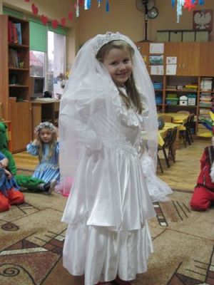 Grafika #7: 04.02.2011 - Bal karnawałowy