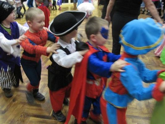 Grafika #21: 04.02.2011 - Bal karnawałowy