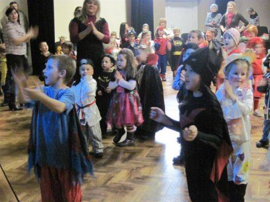 Grafika #53: 04.02.2011 - Bal karnawałowy