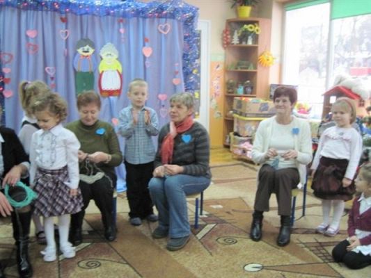 Grafika #40: 13-14.01.2011 - Dzień Babci i Dziadka w naszym przedszkolu