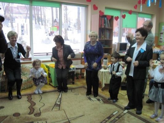 Grafika #52: 13-14.01.2011 - Dzień Babci i Dziadka w naszym przedszkolu
