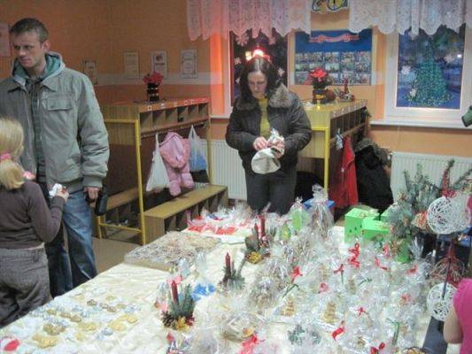 Grafika #13: 16.12.2010 - Kiermasz ozdób świątecznych