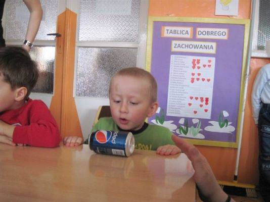 Grafika #16: 07.04.2011 - Klub Młodego Odkrywcy z wizytą w naszym przedszkolu