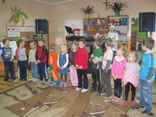 Grafika #5: 04.04.2011 - Audycja muzyczna pt. "Muzyczny sejmik zwierząt"