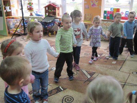 Grafika #9: 04.04.2011 - Audycja muzyczna pt. "Muzyczny sejmik zwierząt"